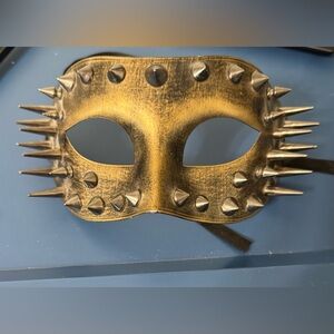 Gold Spiked Masquerade Mask